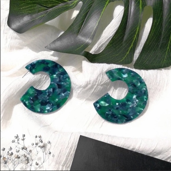 Big Green Acrylic Geometric Earrings - Picture 2 of 7
